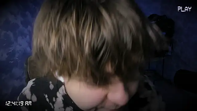 charonbaby1 online show from September 20, 2025, 9:42 pm