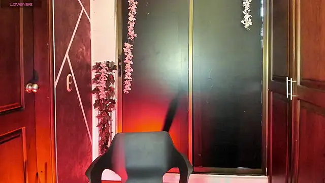 SexyNaf online show from November 13, 2025, 7:40 pm