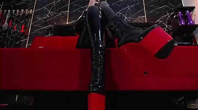 Snapshot of KatyMore_ chatting on March 9, 2025, 6:00 pm KatyMore online show from March 9, 2025, 6:00 pm