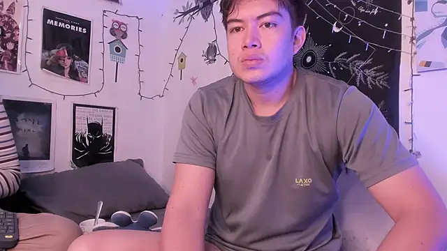 hothoneychile online show from October 14, 2025, 2:17 pm