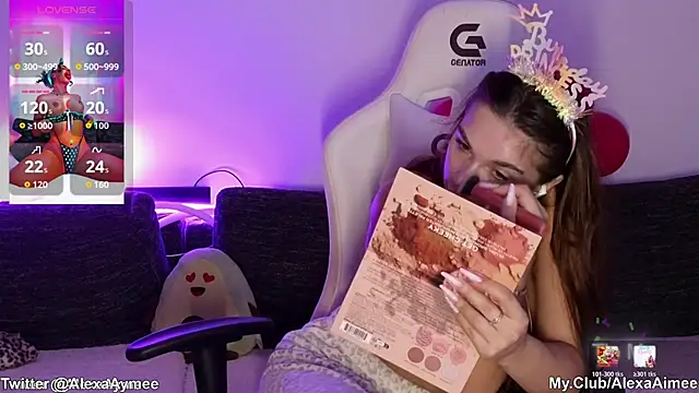 AlexaAimee online show from April 4, 2026, 7:04 am