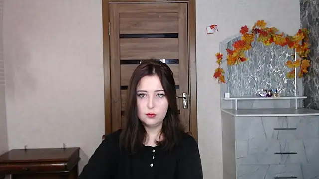 Kristy-Max online show from October 16, 2025, 6:10 am