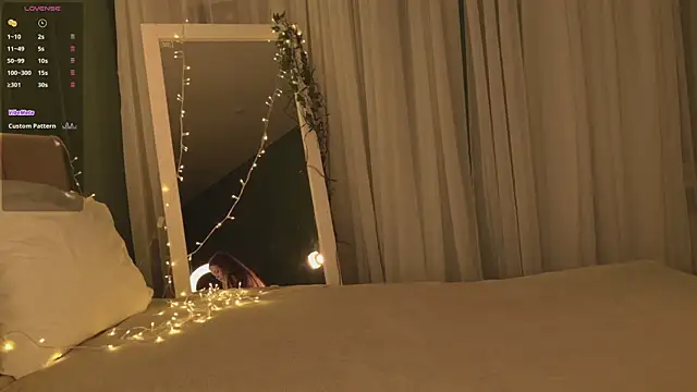 SunnyRisha online show from December 23, 2025, 5:18 am