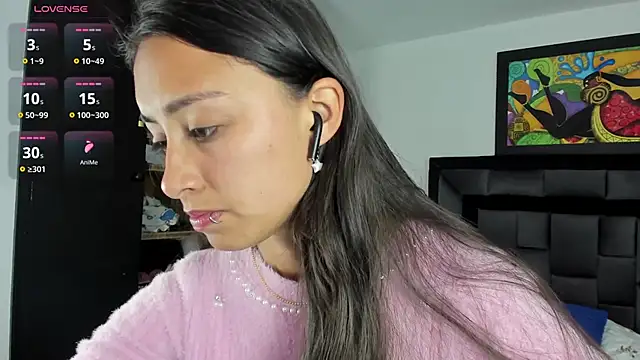 tatiana valencia online show from March 1, 2025, 2:55 pm