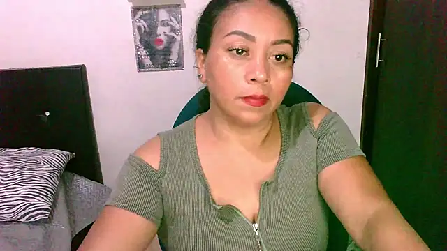 zaray bella online show from March 21, 2026, 10:24 pm