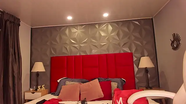 Giovanna oliveira online show from March 1, 2025, 4:47 am