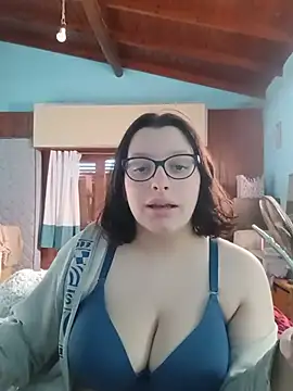 yulixxx5 online show from June 23, 2026, 12:58 pm