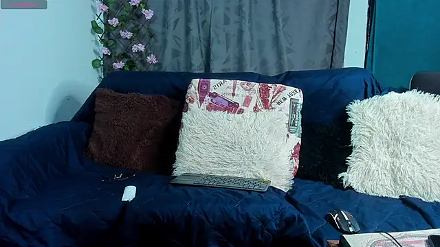 cristofer 988 online show from October 11, 2025, 11:17 pm