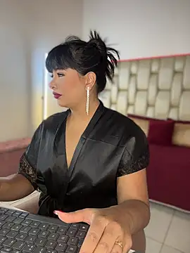 Alexa Miss online show from September 17, 2025, 6:32 pm