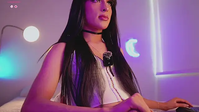 Samara Gray online show from November 19, 2025, 6:30 pm