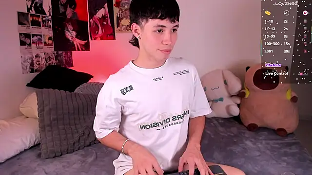 Snapshot of angel_bless19 chatting on February 23, 2026, 8:09 pm angel bless19 online show from February 23, 2026, 8:09 pm