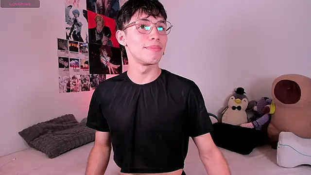 Snapshot of angel_bless19 chatting on February 4, 2026, 8:59 pm angel bless19 online show from February 4, 2026, 8:59 pm