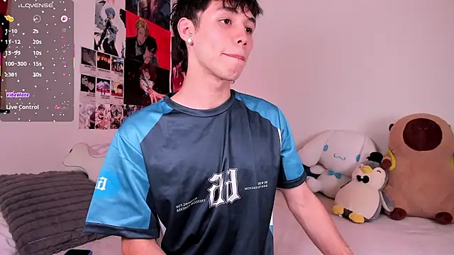 Snapshot of angel_bless19 chatting on February 13, 2026, 8:20 pm angel bless19 online show from February 13, 2026, 8:20 pm