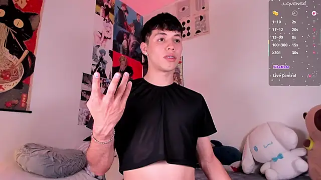 Snapshot of angel_bless19 chatting on February 24, 2026, 8:21 pm angel bless19 online show from February 24, 2026, 8:21 pm