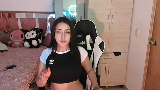 Angel lusst online show from December 25, 2024, 7:24 am