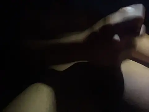 Snapshot of Morenoh0t chatting on December 16, 2025, 8:18 am Morenoh0t online show from December 16, 2025, 8:18 am