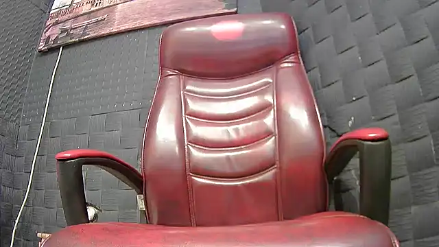 hardbigcock16 online show from December 4, 2025, 7:40 am