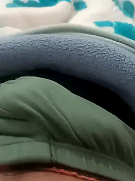 zazaza12ratyuijgg online show from January 15, 2026, 3:04 pm