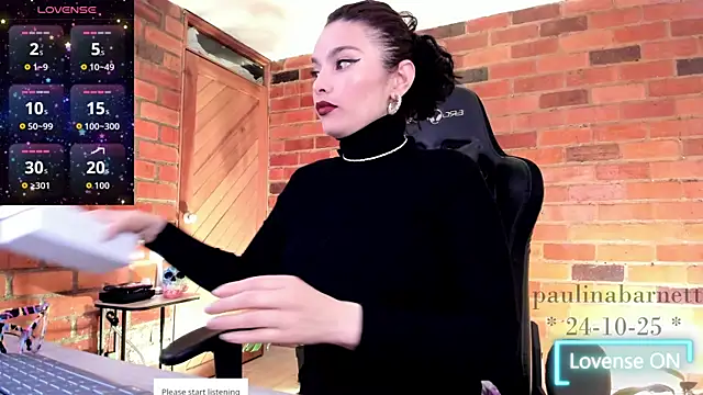 paulinabarnett- online show from October 25, 2025, 3:49 am