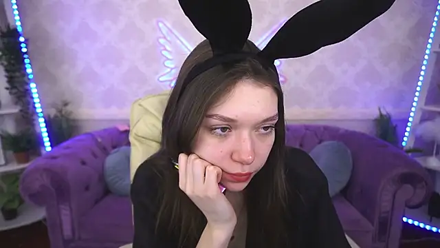 Snapshot of Cherry_Wipe chatting on February 23, 2025, 5:07 pm Cherry Wipe online show from February 23, 2025, 5:07 pm