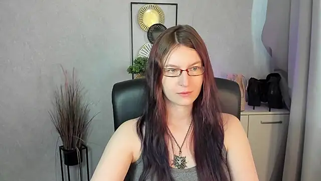 Snapshot of emmaxDelight chatting on July 22, 2026, 5:20 am emmaxDelight online show from July 22, 2026, 5:20 am