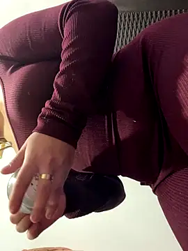 Mia ross16 online show from October 30, 2025, 10:28 pm