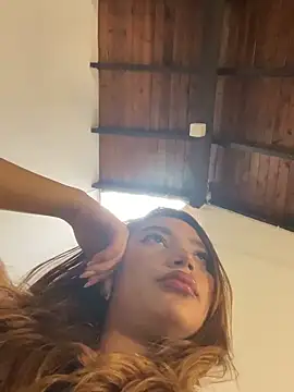 Mia ross16 online show from December 18, 2025, 8:56 pm