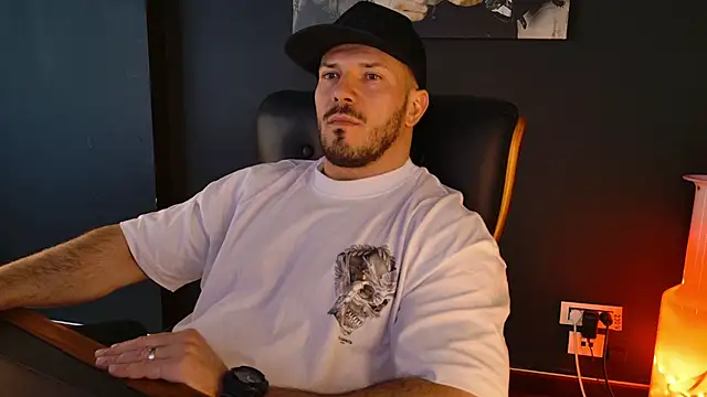 Snapshot of AngeloEric chatting on February 25, 2026, 11:54 am AngeloEric online show from February 25, 2026, 11:54 am