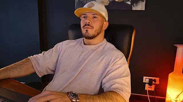 Snapshot of AngeloEric chatting on January 19, 2026, 1:15 pm AngeloEric online show from January 19, 2026, 1:15 pm