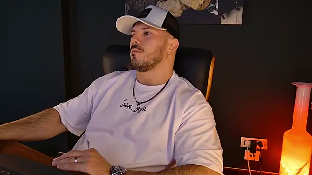 Snapshot of AngeloEric chatting on January 17, 2026, 2:09 pm AngeloEric online show from January 17, 2026, 2:09 pm