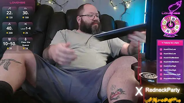 RedneckWants2PlayNow online show from February 18, 2026, 1:18 pm