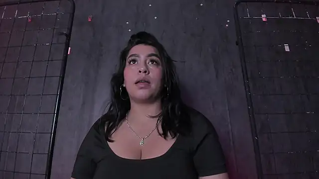 Carolina Arias online show from October 17, 2025, 8:10 pm