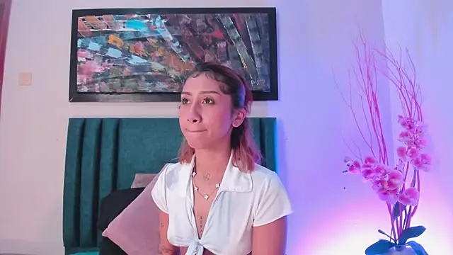 Snapshot of MelissaFoxx chatting on November 7, 2025, 1:10 am MelissaFoxx online show from November 7, 2025, 1:10 am