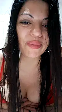 Snapshot of Paulitta- chatting on December 16, 2024, 3:30 am Paulitta- online show from December 16, 2024, 3:30 am