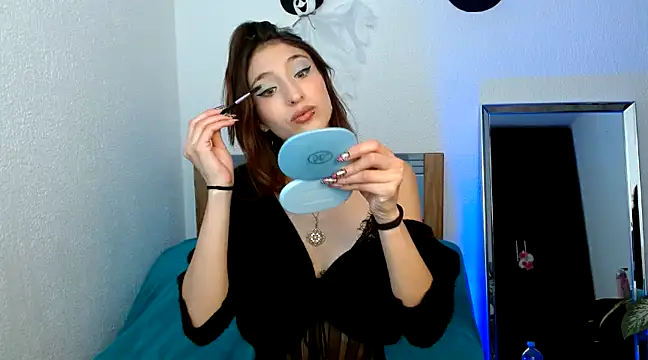 gabykovalenko14 online show from February 26, 2025, 4:38 pm