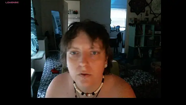 lover bee2023 online show from June 7, 2026, 1:05 pm