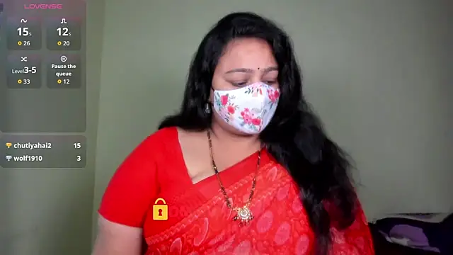 neelu-hoty online show from June 2, 2026, 11:21 am