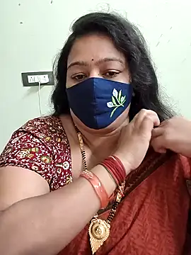 neelu-hoty online show from February 6, 2026, 8:32 am