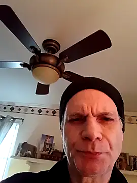 Snapshot of Hand69someguy chatting on January 26, 2025, 2:03 am Hand69someguy online show from January 26, 2025, 2:03 am