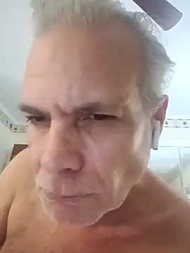 Snapshot of Hand69someguy chatting on December 20, 2025, 4:59 am Hand69someguy online show from December 20, 2025, 4:59 am