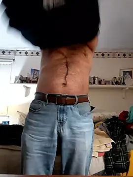 Snapshot of Hand69someguy chatting on January 11, 2026, 2:51 am Hand69someguy online show from January 11, 2026, 2:51 am