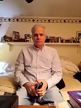 Snapshot of Hand69someguy chatting on December 7, 2024, 2:58 am Hand69someguy online show from December 7, 2024, 2:58 am