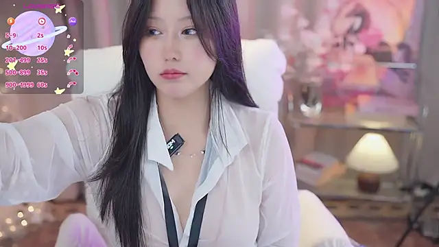 YINGTao-168 online show from October 24, 2025, 12:26 pm