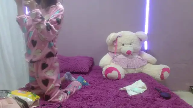 Snapshot of SexyTokio4 chatting on March 17, 2025, 11:24 pm SexyTokio4 online show from March 17, 2025, 11:24 pm