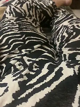 Snapshot of heena13 chatting on November 4, 2025, 1:04 pm heena13 online show from November 4, 2025, 1:04 pm