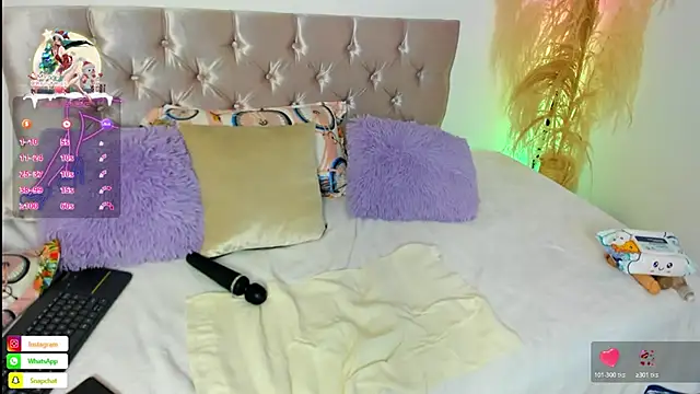 Snapshot of alanavega11 chatting on December 18, 2025, 2:10 pm alanavega11 online show from December 18, 2025, 2:10 pm