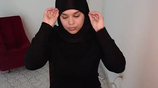 Snapshot of VenussTits97 chatting on March 5, 2025, 11:16 pm VenussTits97 online show from March 5, 2025, 11:16 pm