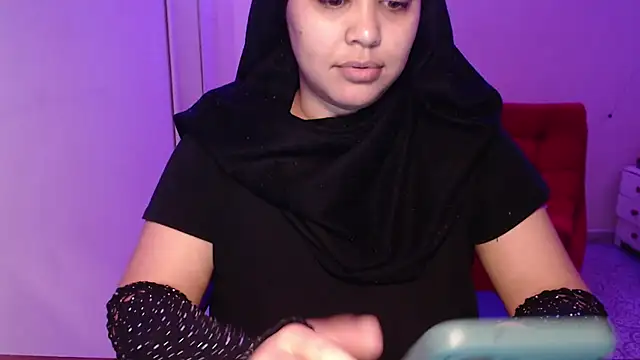 Snapshot of VenussTits97 chatting on April 25, 2026, 11:35 pm VenussTits97 online show from April 25, 2026, 11:35 pm