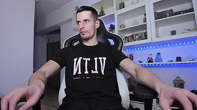 ToddClaytonn online show from January 6, 2025, 11:41 pm