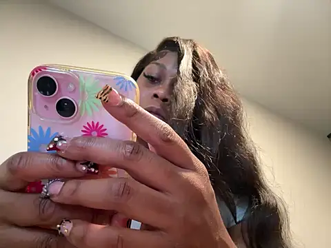 Snapshot of Naomiruty chatting on March 18, 2025, 1:02 am Naomiruty online show from March 18, 2025, 1:02 am